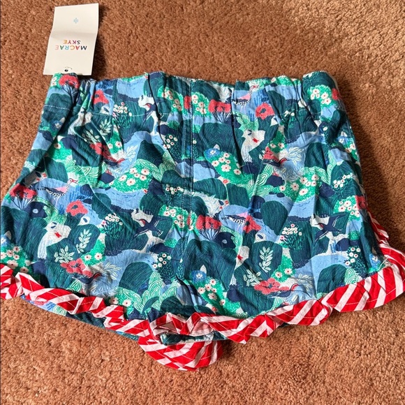 Kids Floral Patterned Shorts - Green and Red - Picture 3 of 3